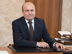 Сегодня мы беседуем с Леонидом Петровым, руководителем крупнейшего поставщика электрической энергии в Кемеровской области - ОАО «Кузбассэнергосбыт», на тему последних изменений в деятельности компании Сегодня мы беседуем с Леонидом Петровым, руководителем крупнейшего поставщика электрической энергии в Кемеровской области - ОАО «Кузбассэнергосбыт», на тему последних изменений в деятельности компании